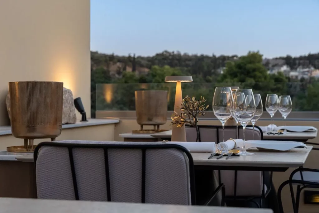 Makris Athens στο Θησείο